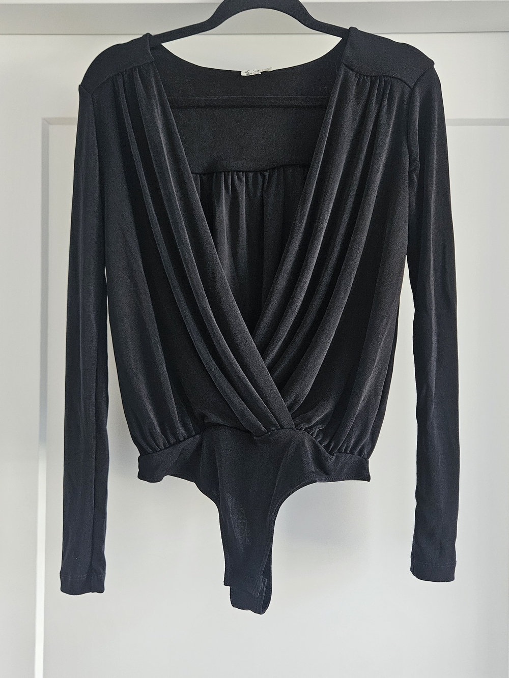 Free People Black Draped V-Neck Long Sleeve Bodysuit Sz Small